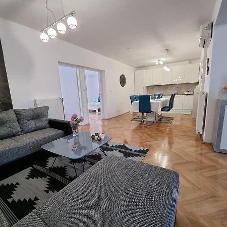 Apartman Nataly Varazdin Exterior photo